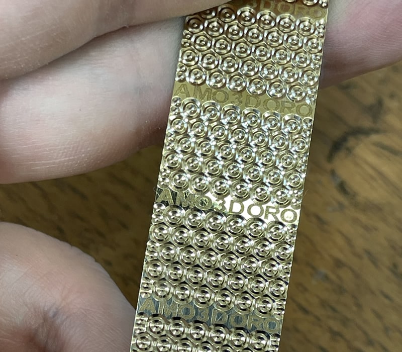 Bracciale in oro con stampa 3D